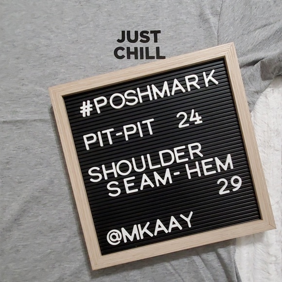 UNISEX•H & M •Divided• 'Just Chill' tee • NWT - Picture 4 of 7